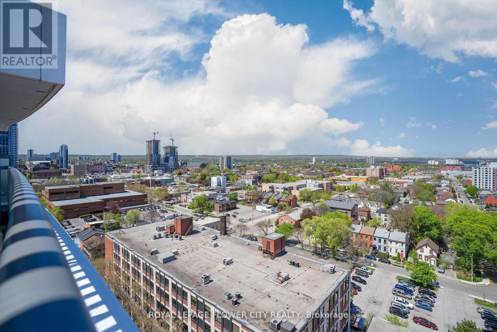 907 - 212 King William Street S, Hamilton, ON - Outdoor With View