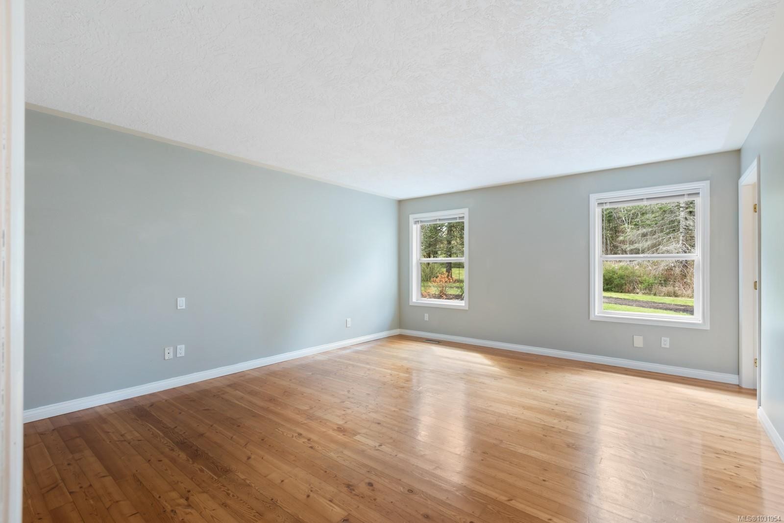 3815 Roy Creek Rd, Royston, BC