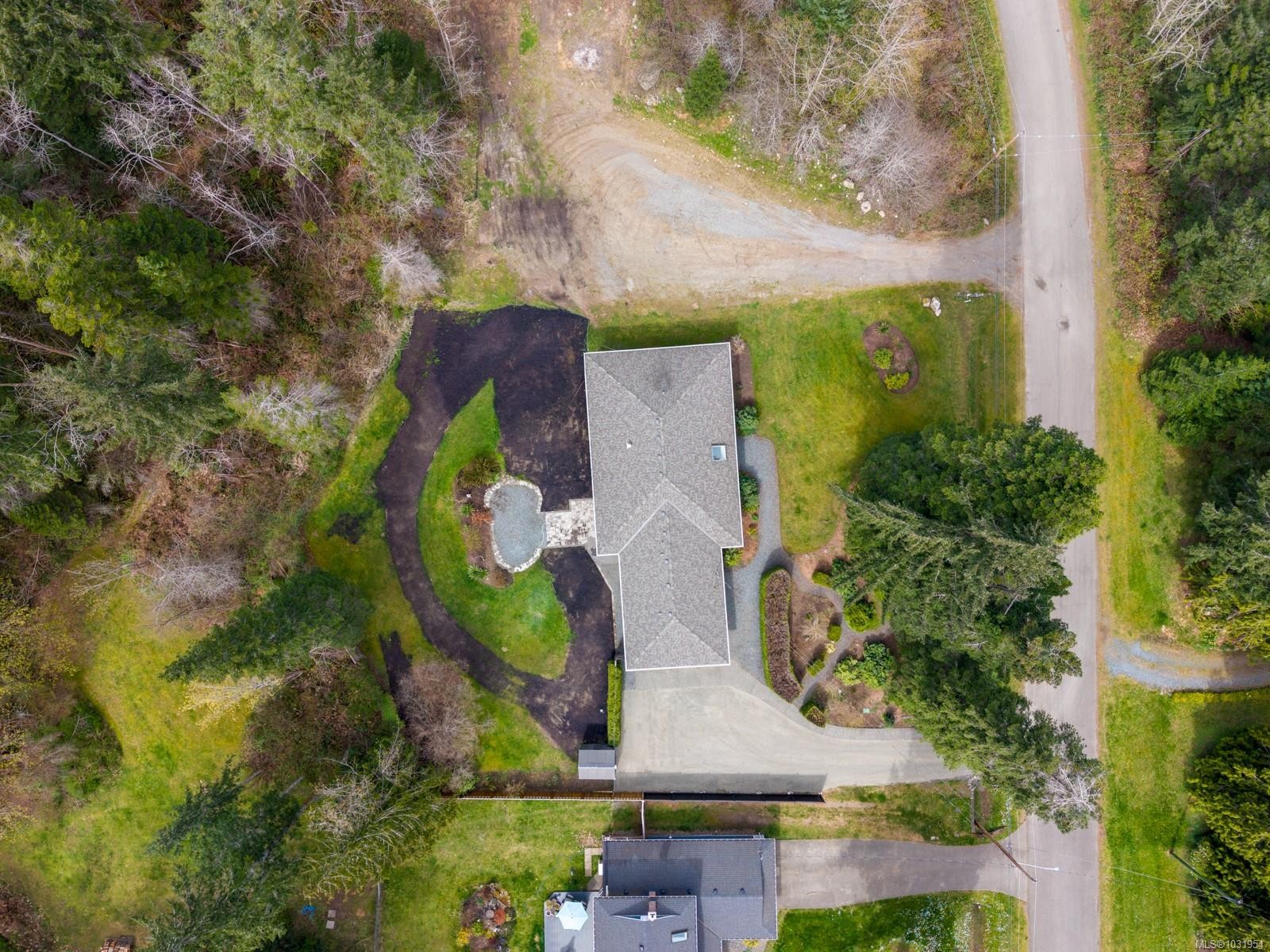 3815 Roy Creek Rd, Royston, BC