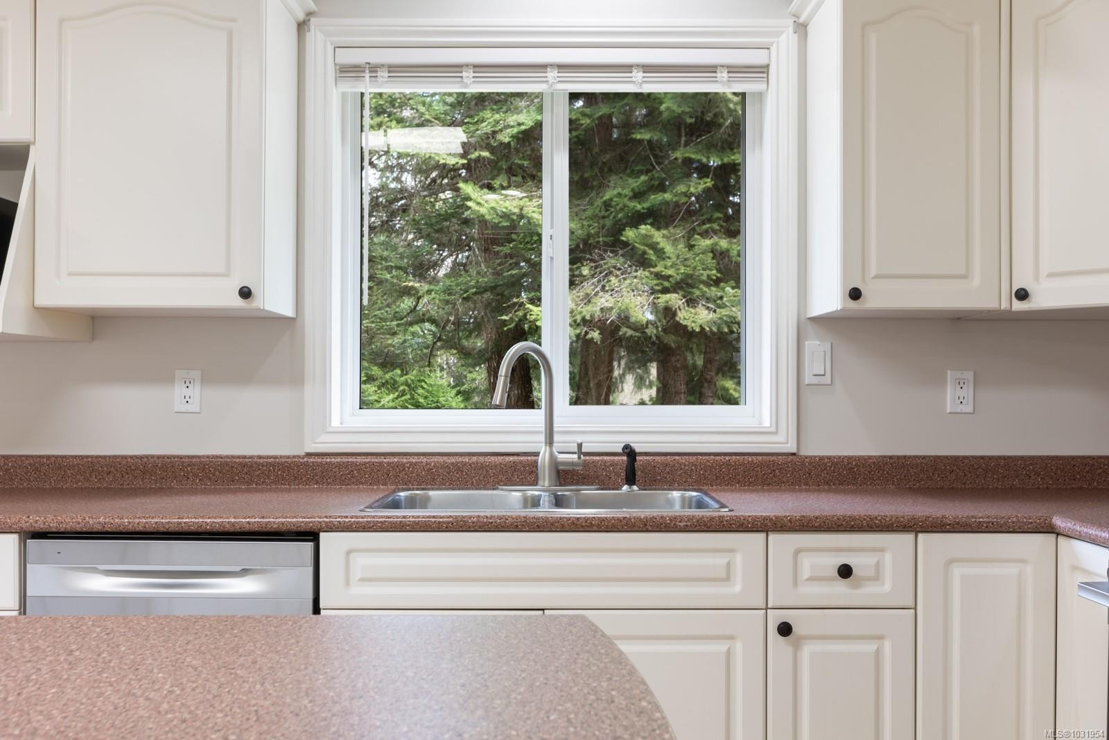 3815 Roy Creek Rd, Royston, BC