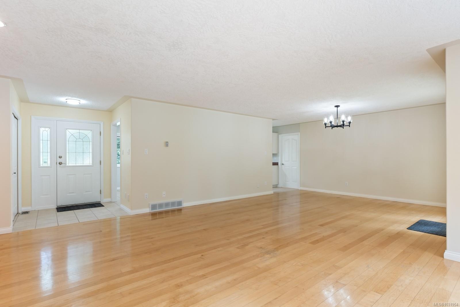 3815 Roy Creek Rd, Royston, BC