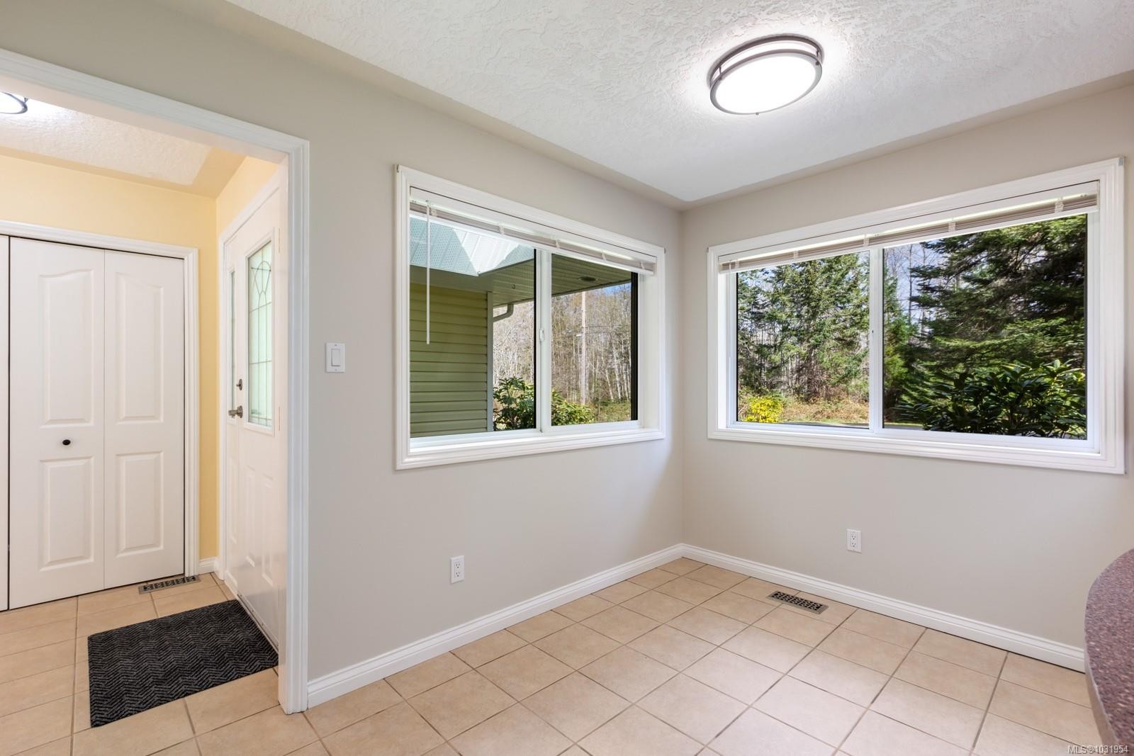 3815 Roy Creek Rd, Royston, BC