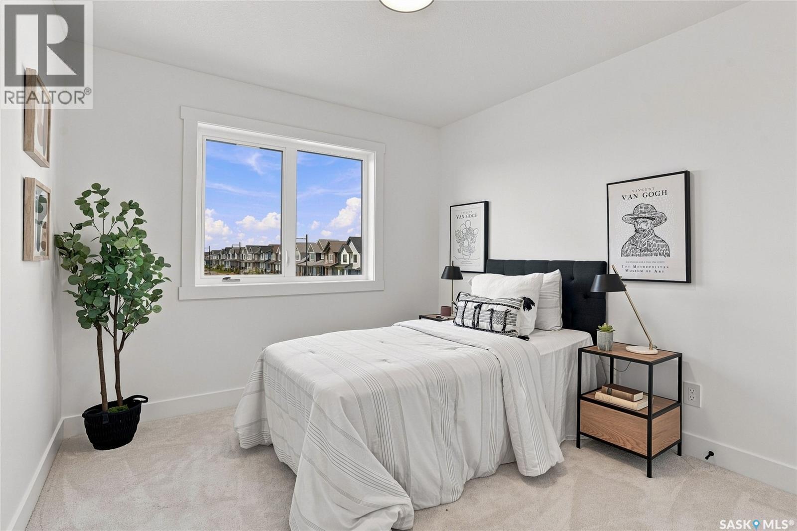 102 Cockcroft Manor, Saskatoon, SK