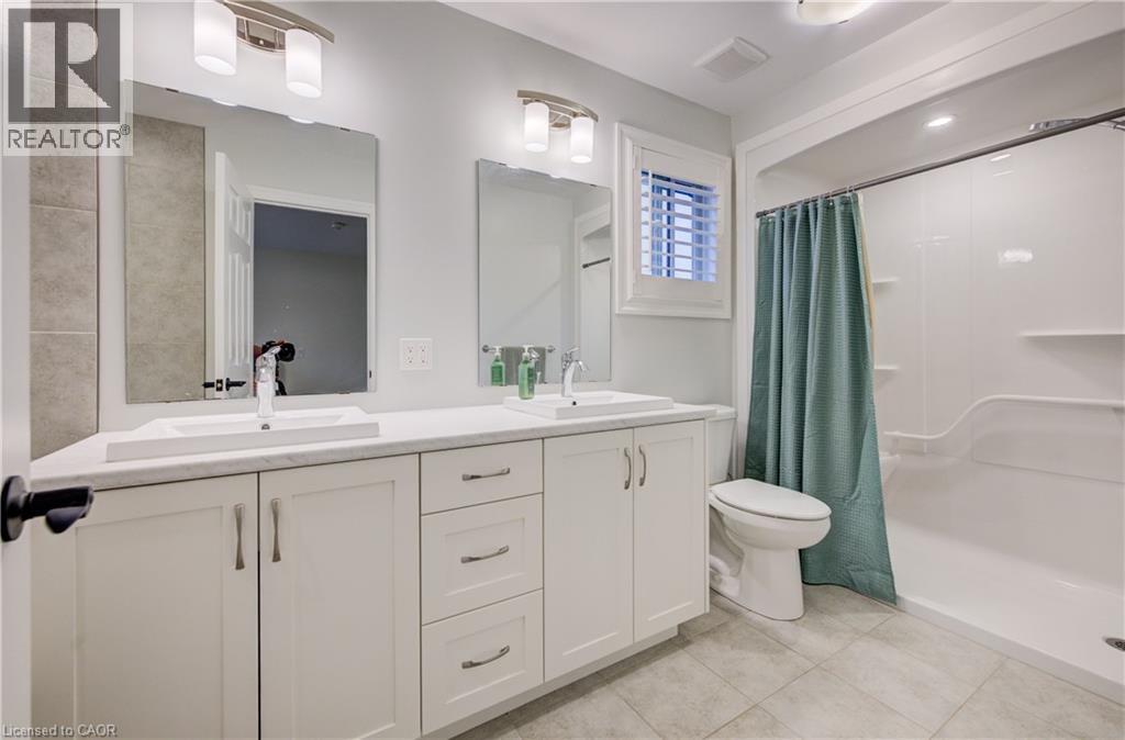 Primary - 4 Livingston Drive, Tillsonburg, ON - Indoor Photo Showing Bathroom
