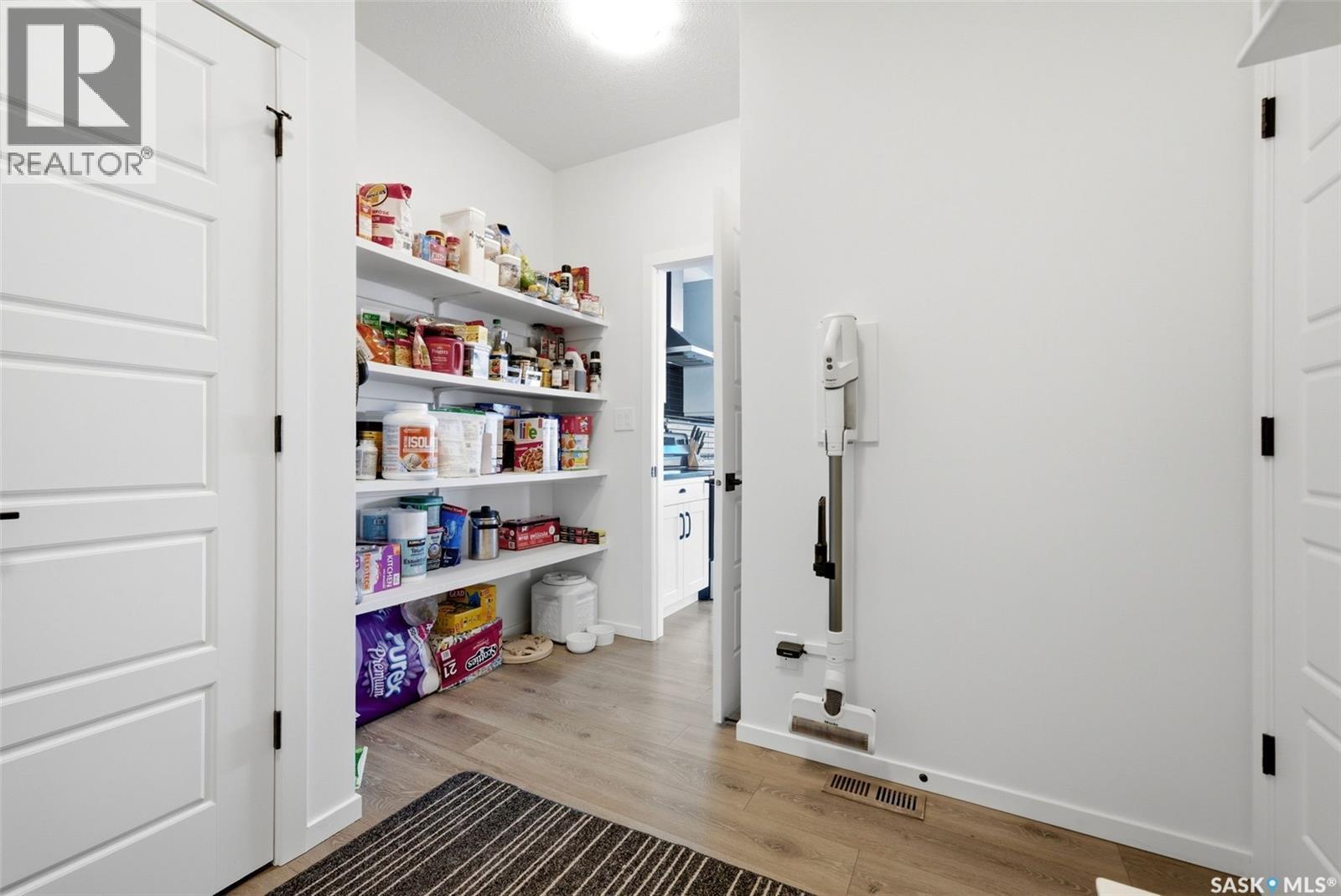 3029 Bellegarde Crescent, Regina, SK - Indoor Photo Showing Other Room