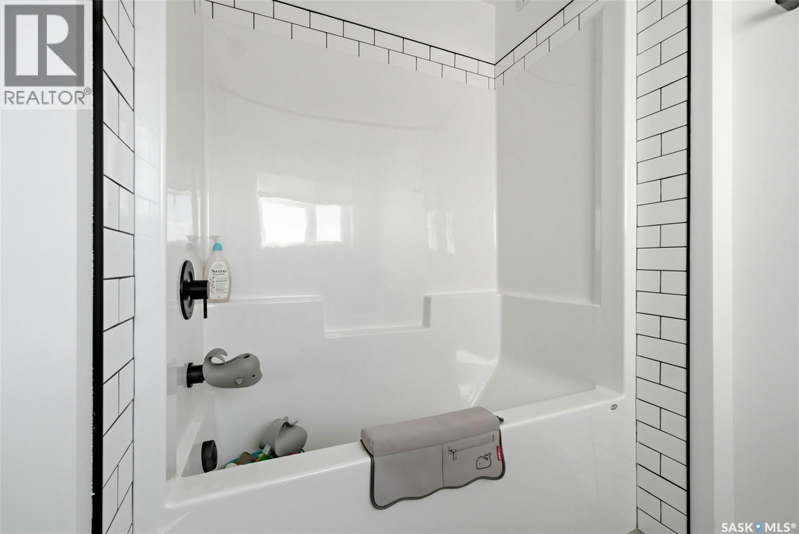 3029 Bellegarde Crescent, Regina, SK - Indoor Photo Showing Bathroom