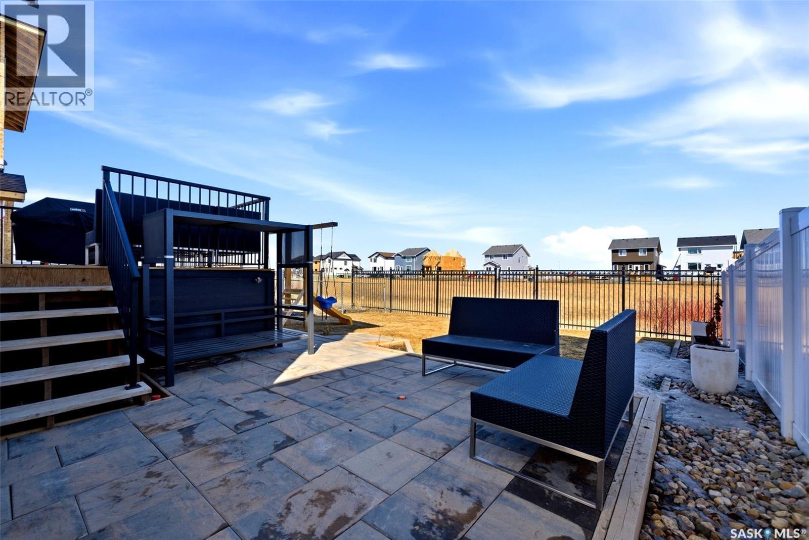 3029 Bellegarde Crescent, Regina, SK - Outdoor With Deck Patio Veranda
