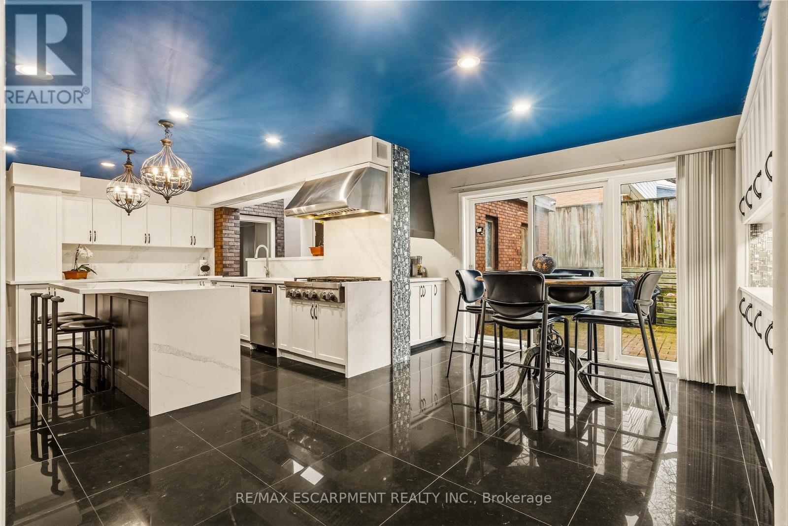 78 Terrace Drive, Hamilton, ON - Indoor