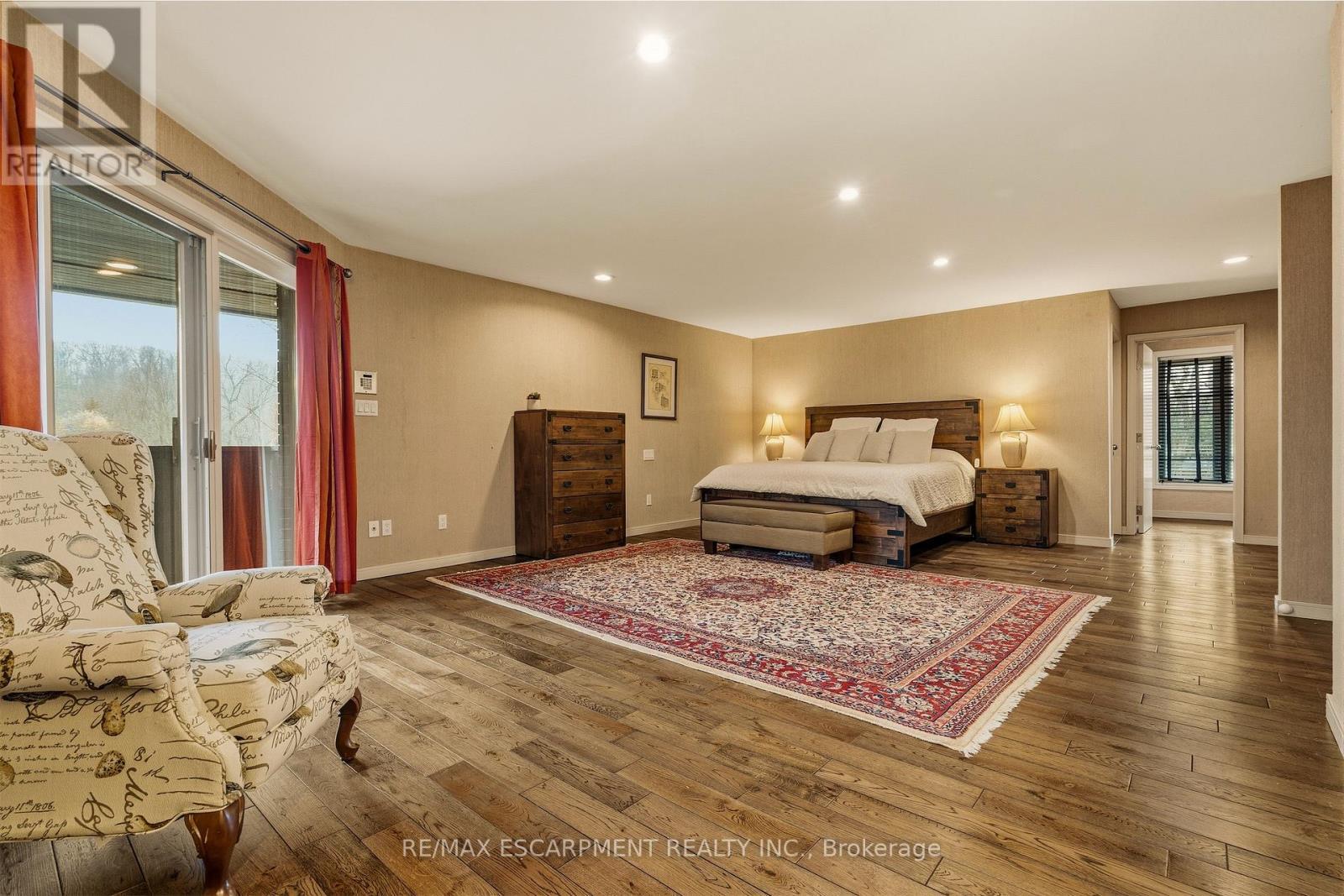 78 Terrace Drive, Hamilton, ON - Indoor Photo Showing Bedroom