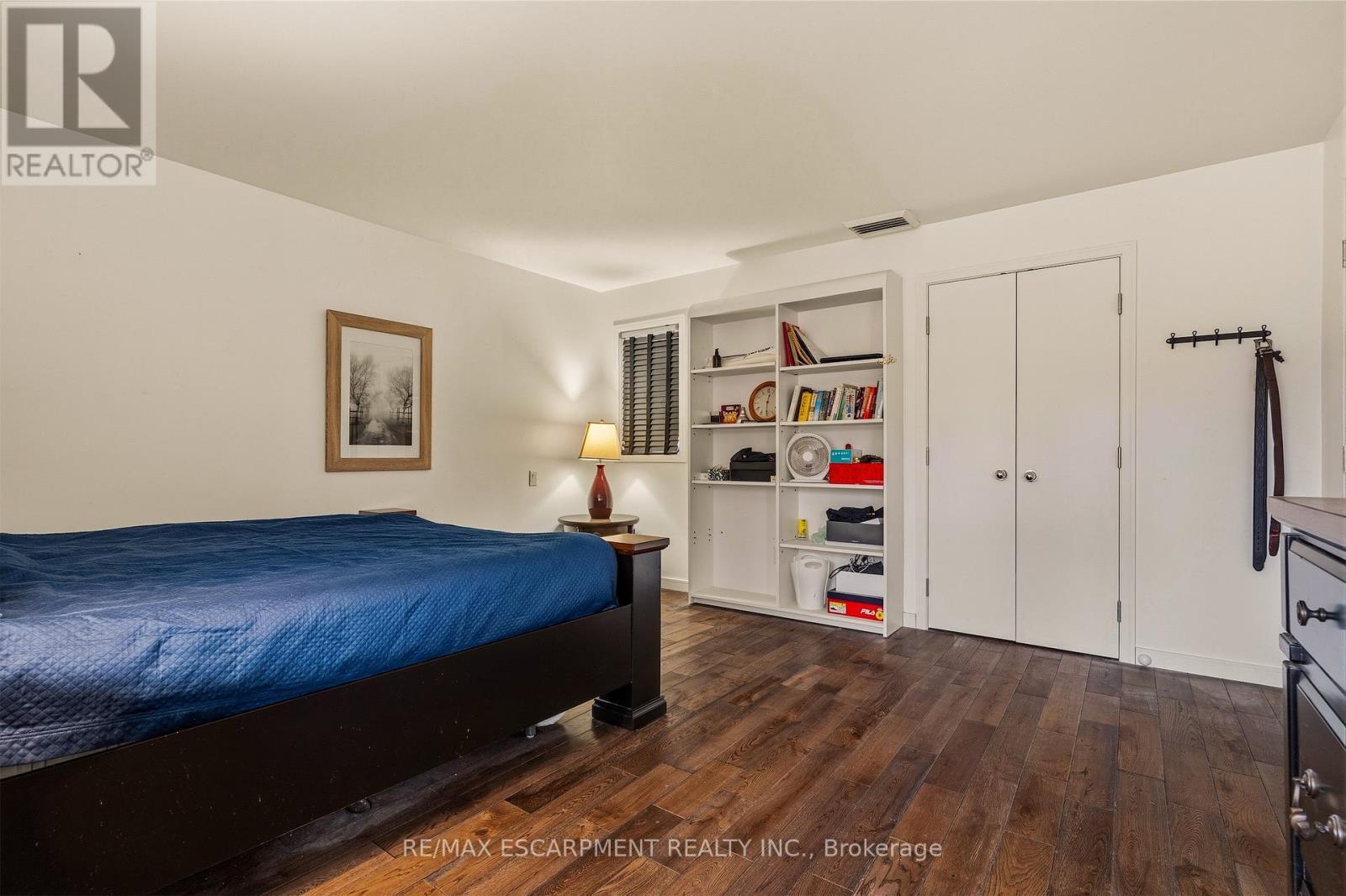 78 Terrace Drive, Hamilton, ON - Indoor Photo Showing Bedroom