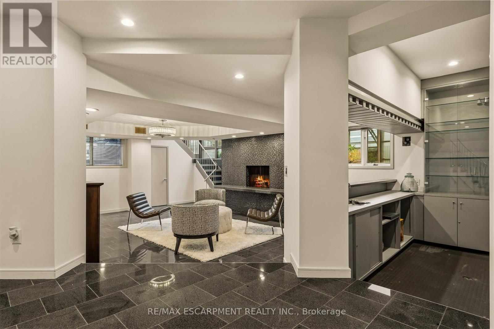 78 Terrace Drive, Hamilton, ON - Indoor
