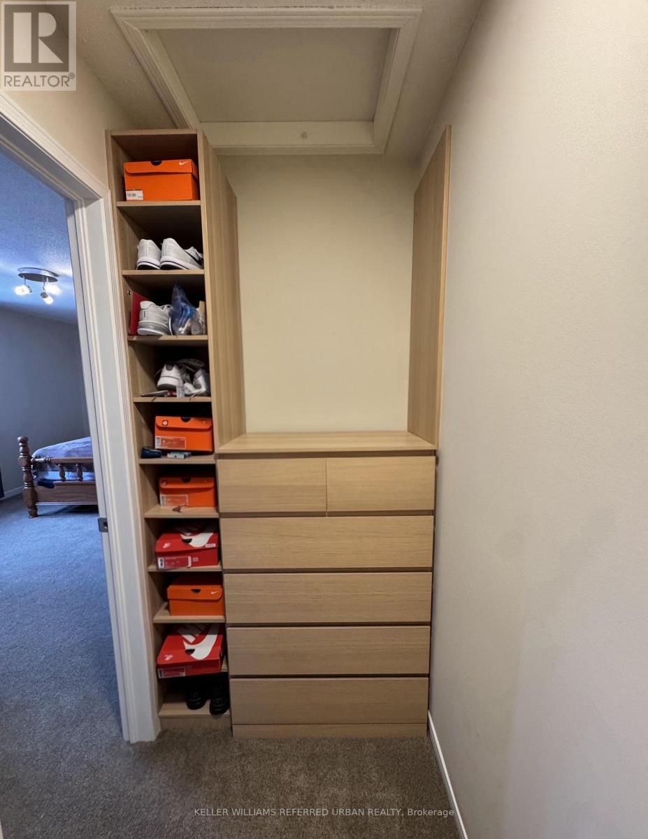 129 Dolce Crescent, Vaughan, ON - Indoor Photo Showing Other Room