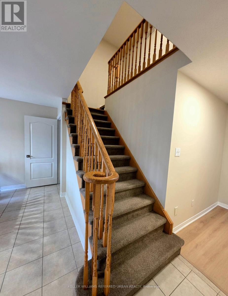 Clean new carpet stairway to 2nd floor - 129 Dolce Crescent, Vaughan, ON - Indoor Photo Showing Other Room