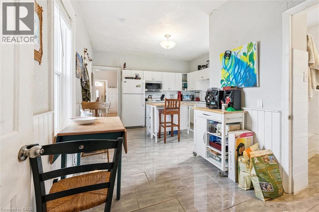 156 Wellington Street N, Kitchener, ON - Indoor