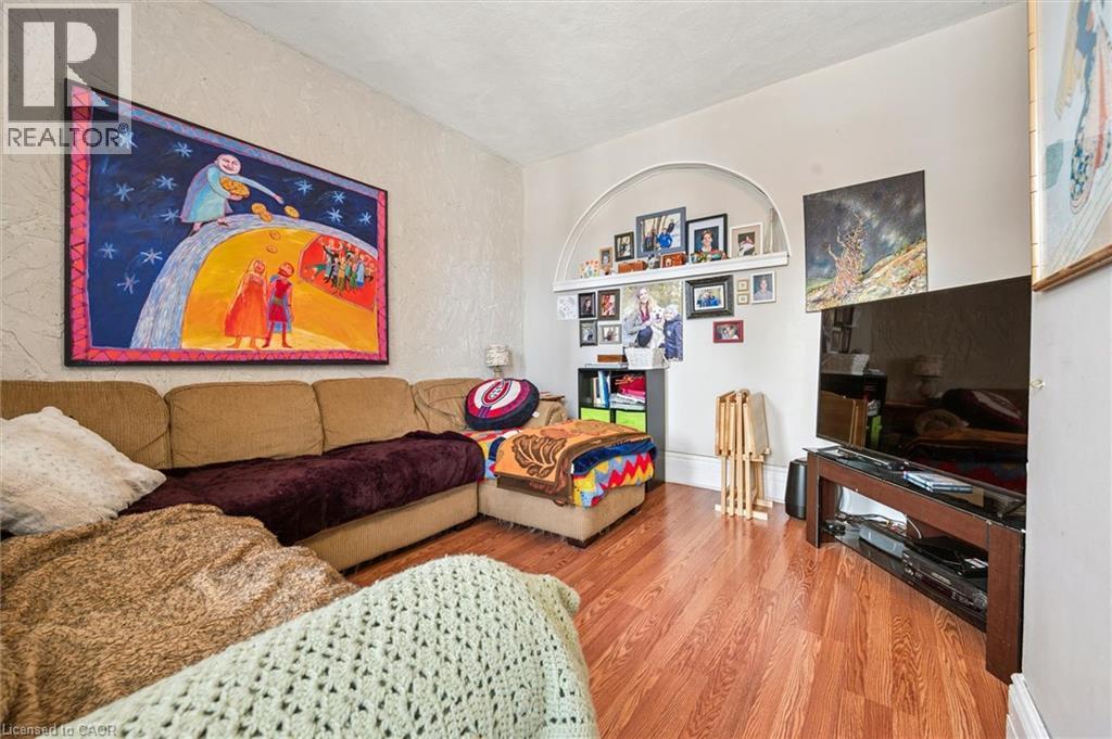 156 Wellington Street N, Kitchener, ON - Indoor