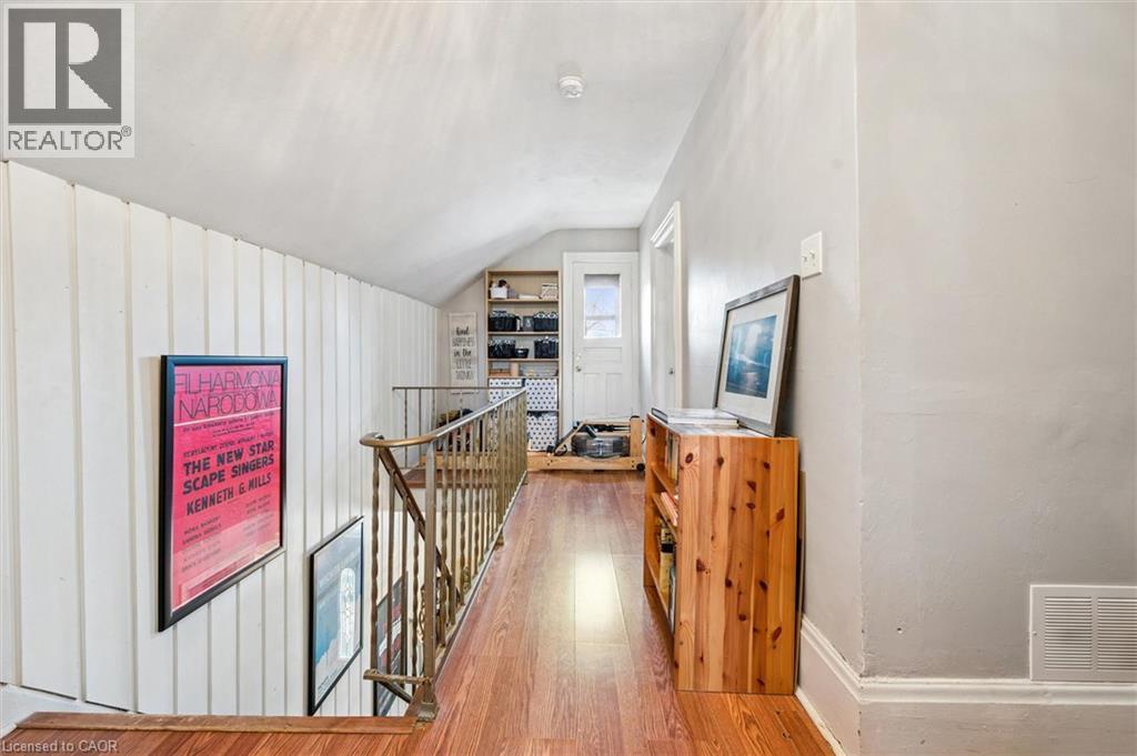 156 Wellington Street N, Kitchener, ON - Indoor Photo Showing Other Room