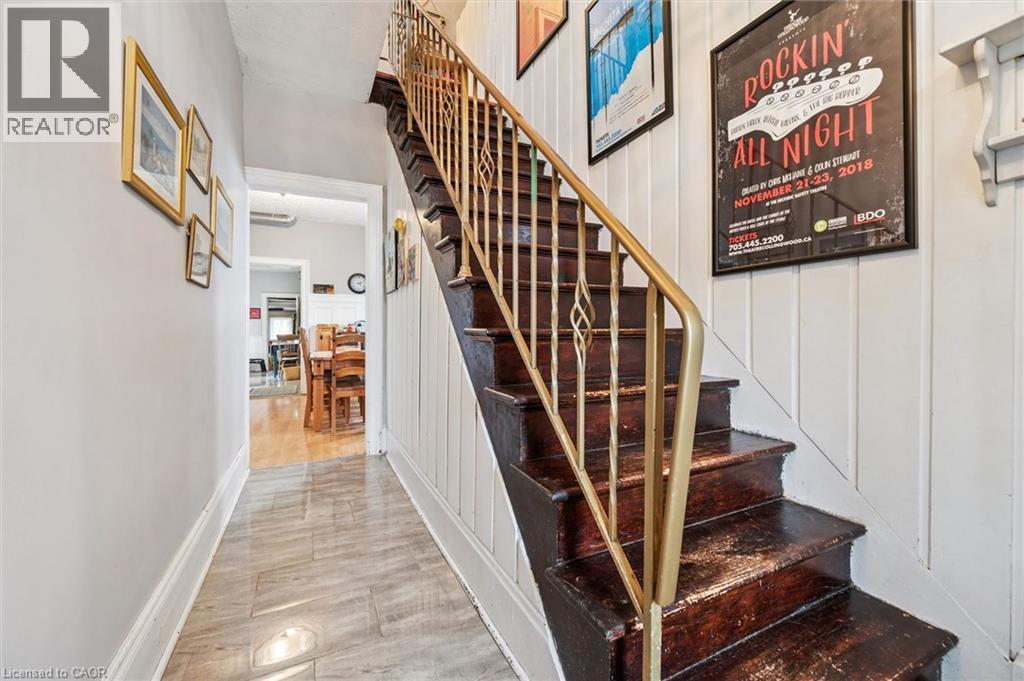 156 Wellington Street N, Kitchener, ON - Indoor Photo Showing Other Room