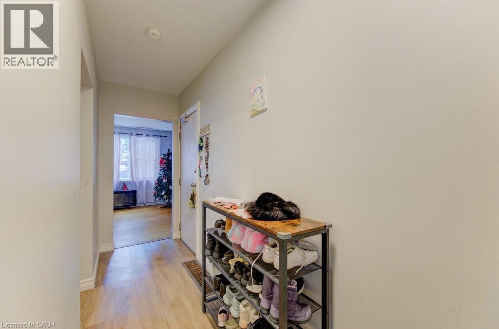 109 Eton Drive, Kitchener, ON - Indoor Photo Showing Other Room