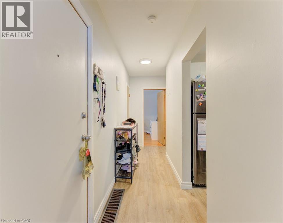 109 Eton Drive, Kitchener, ON - Indoor Photo Showing Other Room