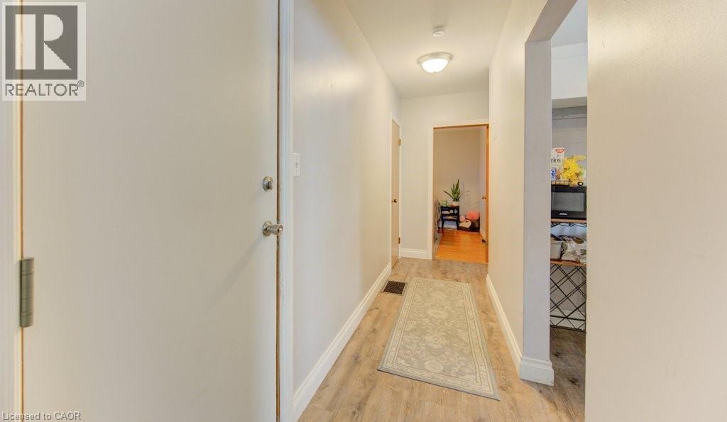 109 Eton Drive, Kitchener, ON - Indoor Photo Showing Other Room