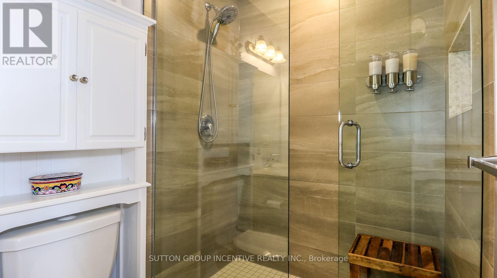 1012 Wright Drive, Midland, ON - Indoor Photo Showing Bathroom