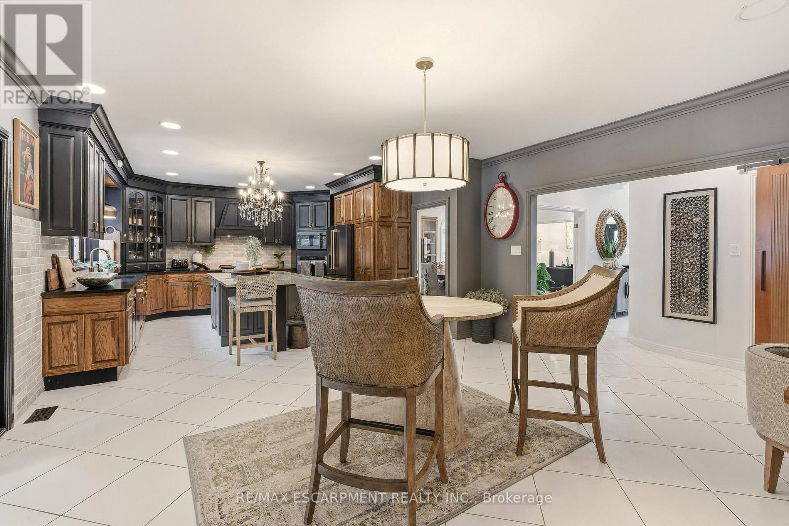 82 Maple Drive, Hamilton, ON - Indoor