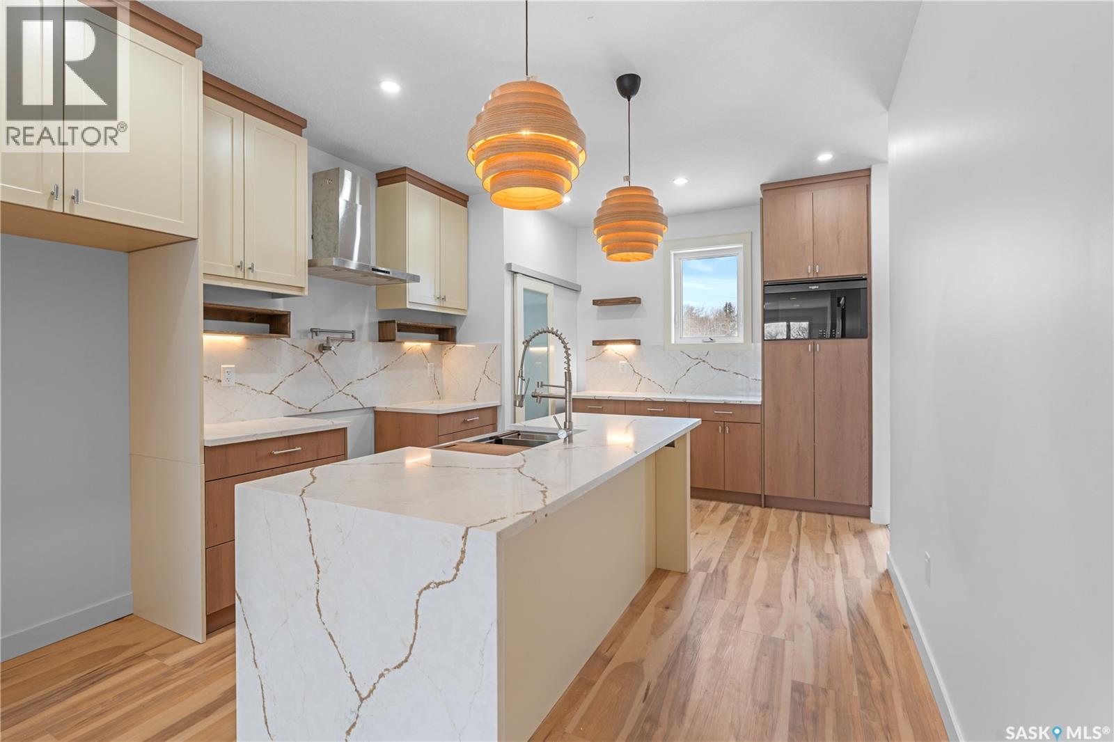 424 Empress Street, Saskatoon, SK - Indoor Photo Showing Kitchen