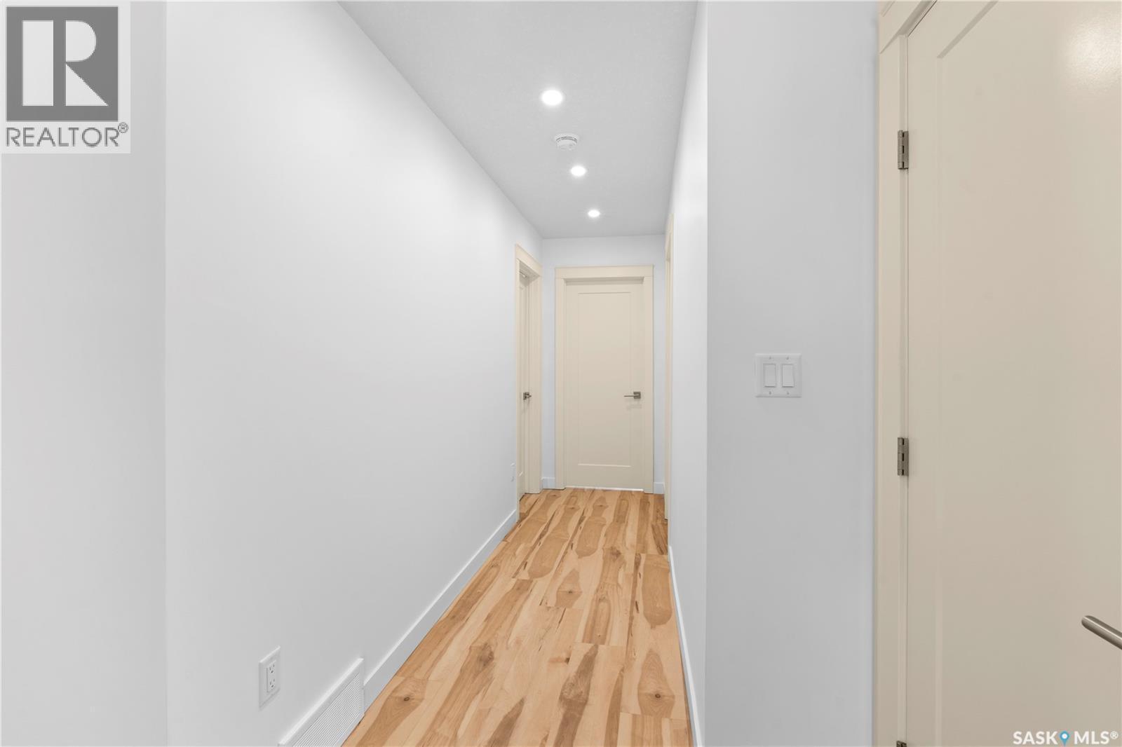 424 Empress Street, Saskatoon, SK - Indoor Photo Showing Other Room