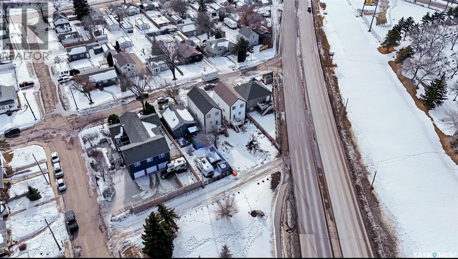 424 Empress Street, Saskatoon, SK - Outdoor