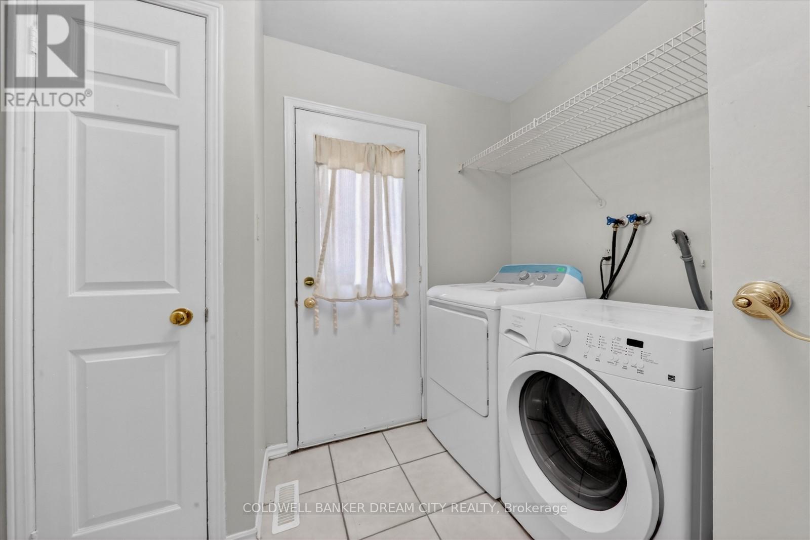 3 Windrush Trail, Toronto, ON - Indoor Photo Showing Laundry Room