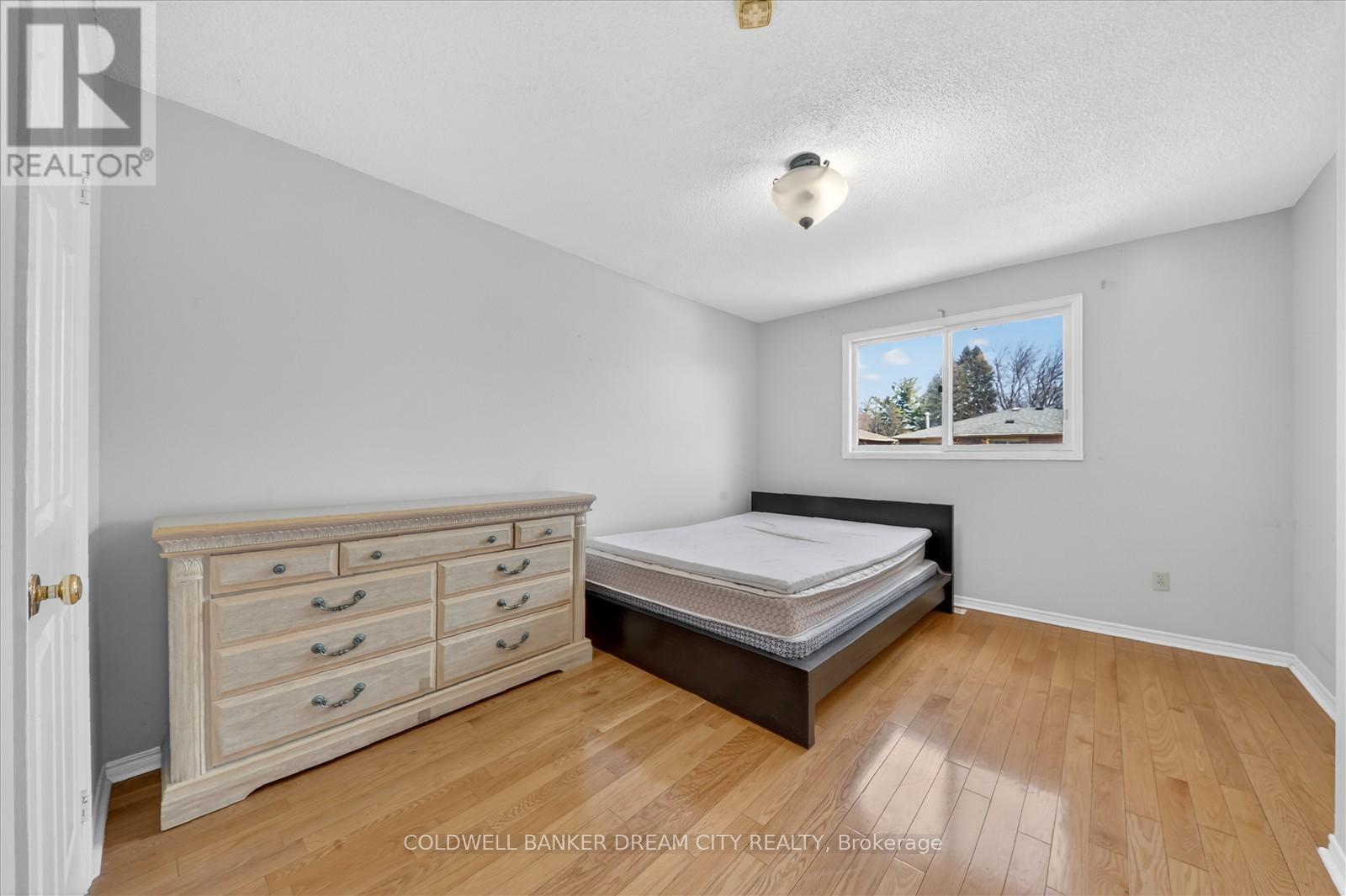 3 Windrush Trail, Toronto, ON - Indoor