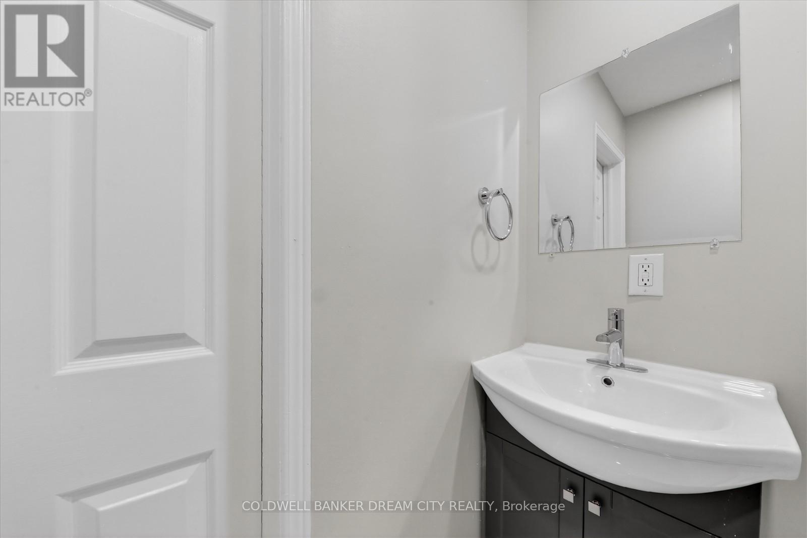 3 Windrush Trail, Toronto, ON - Indoor Photo Showing Bathroom