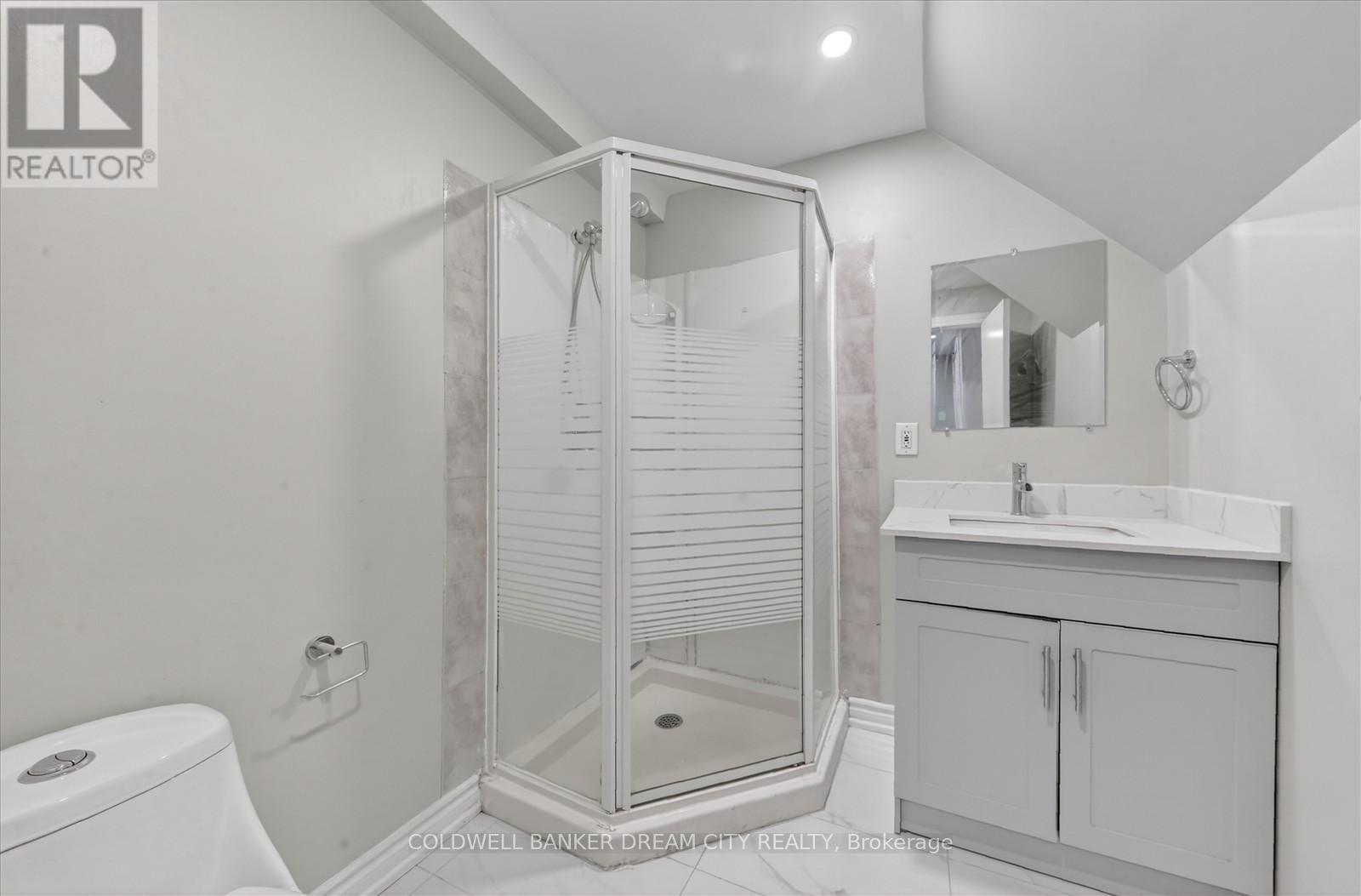 3 Windrush Trail, Toronto, ON - Indoor Photo Showing Bathroom