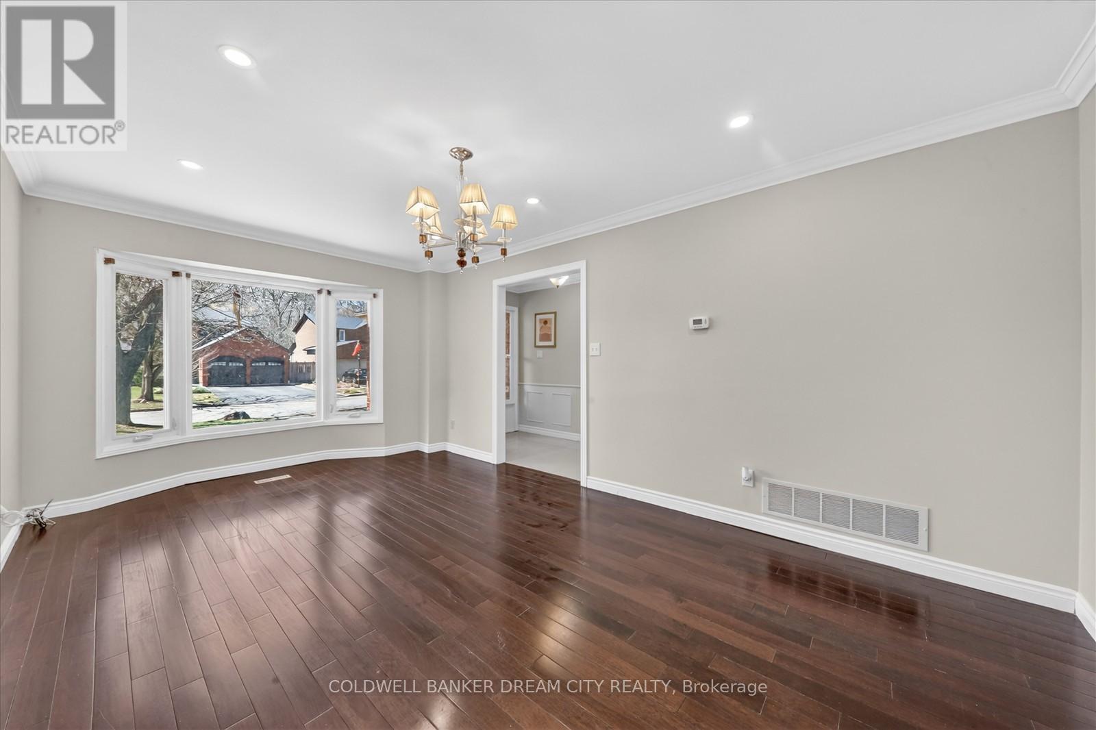 3 Windrush Trail, Toronto, ON - Indoor