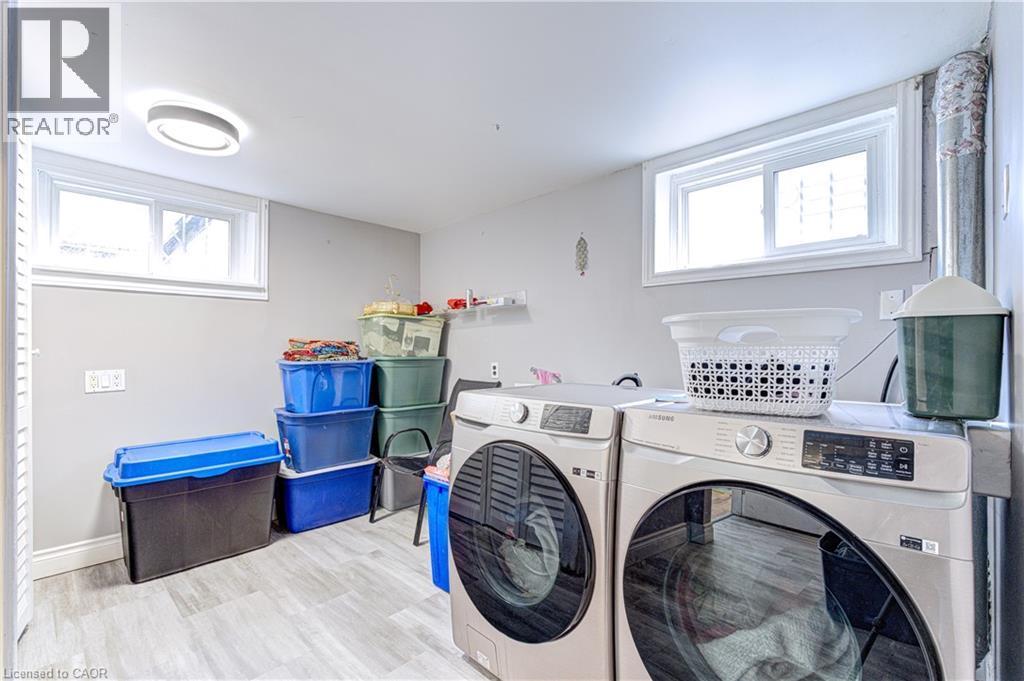78 Markson Crescent, Hamilton, ON - Indoor Photo Showing Laundry Room