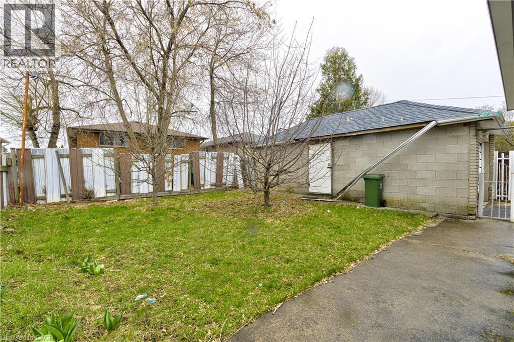 78 Markson Crescent, Hamilton, ON - Outdoor