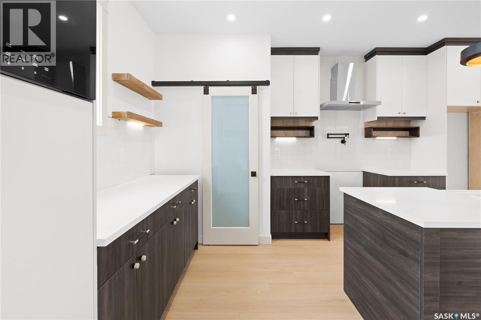 426 Empress Street, Saskatoon, SK - Indoor Photo Showing Kitchen