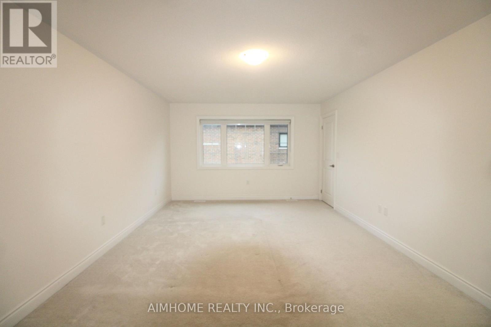3 Terrain Court, East Gwillimbury, ON - Indoor Photo Showing Other Room