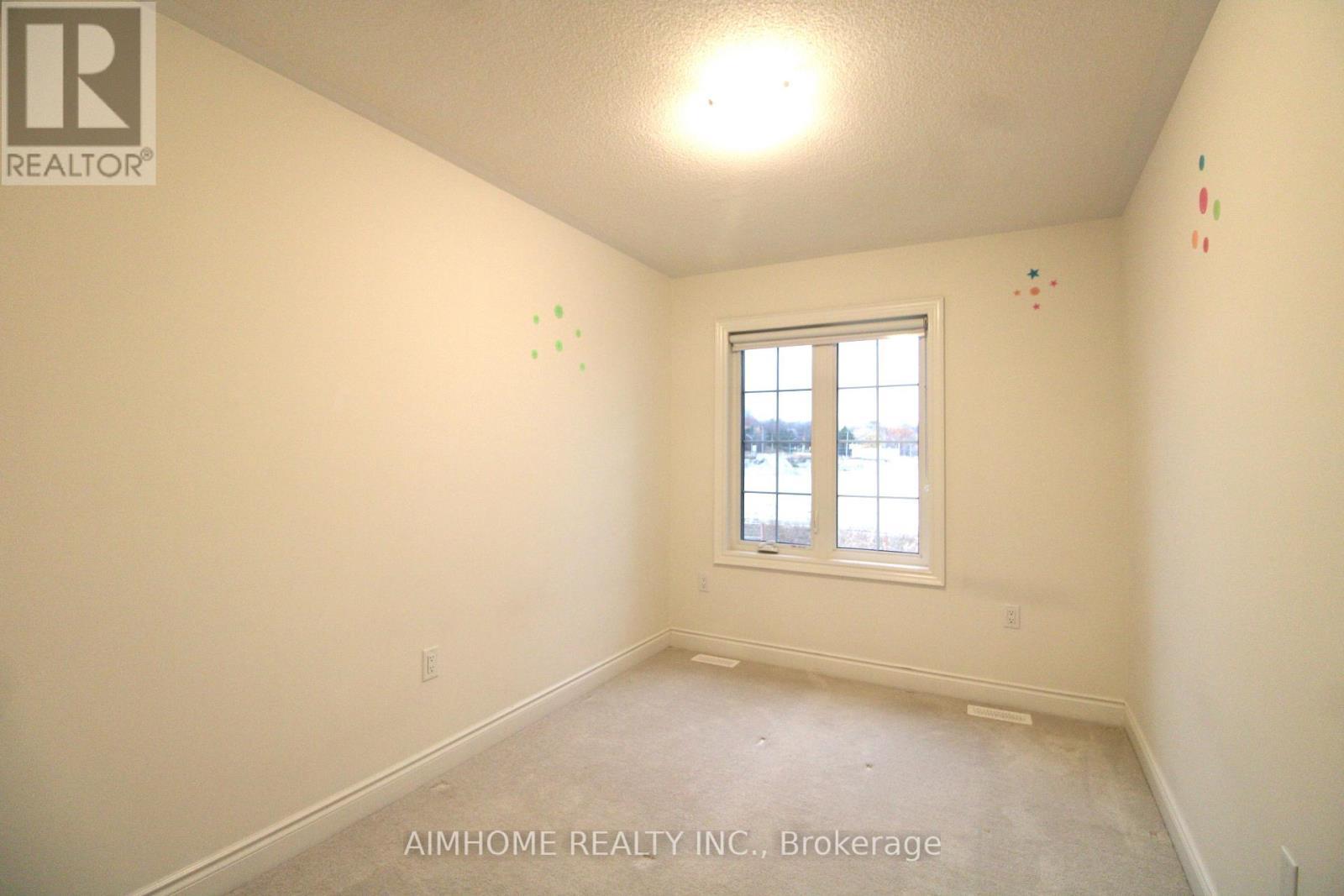 3 Terrain Court, East Gwillimbury, ON - Indoor Photo Showing Other Room