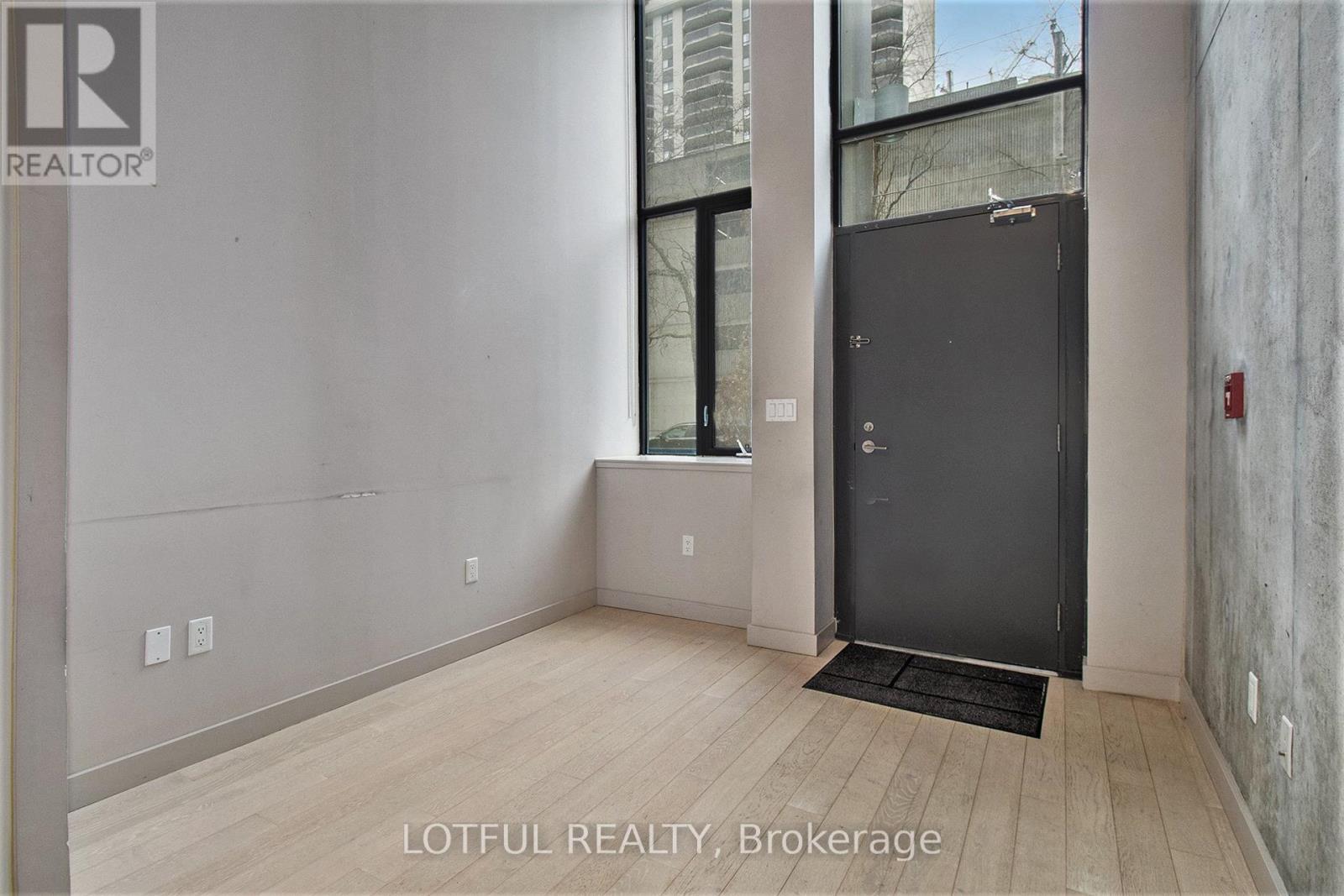 334 Gloucester Street, Ottawa, ON - Indoor Photo Showing Other Room