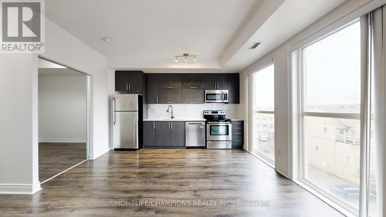 Ph17 - 28 Prince Regent Street, Markham, ON - Indoor Photo Showing Kitchen