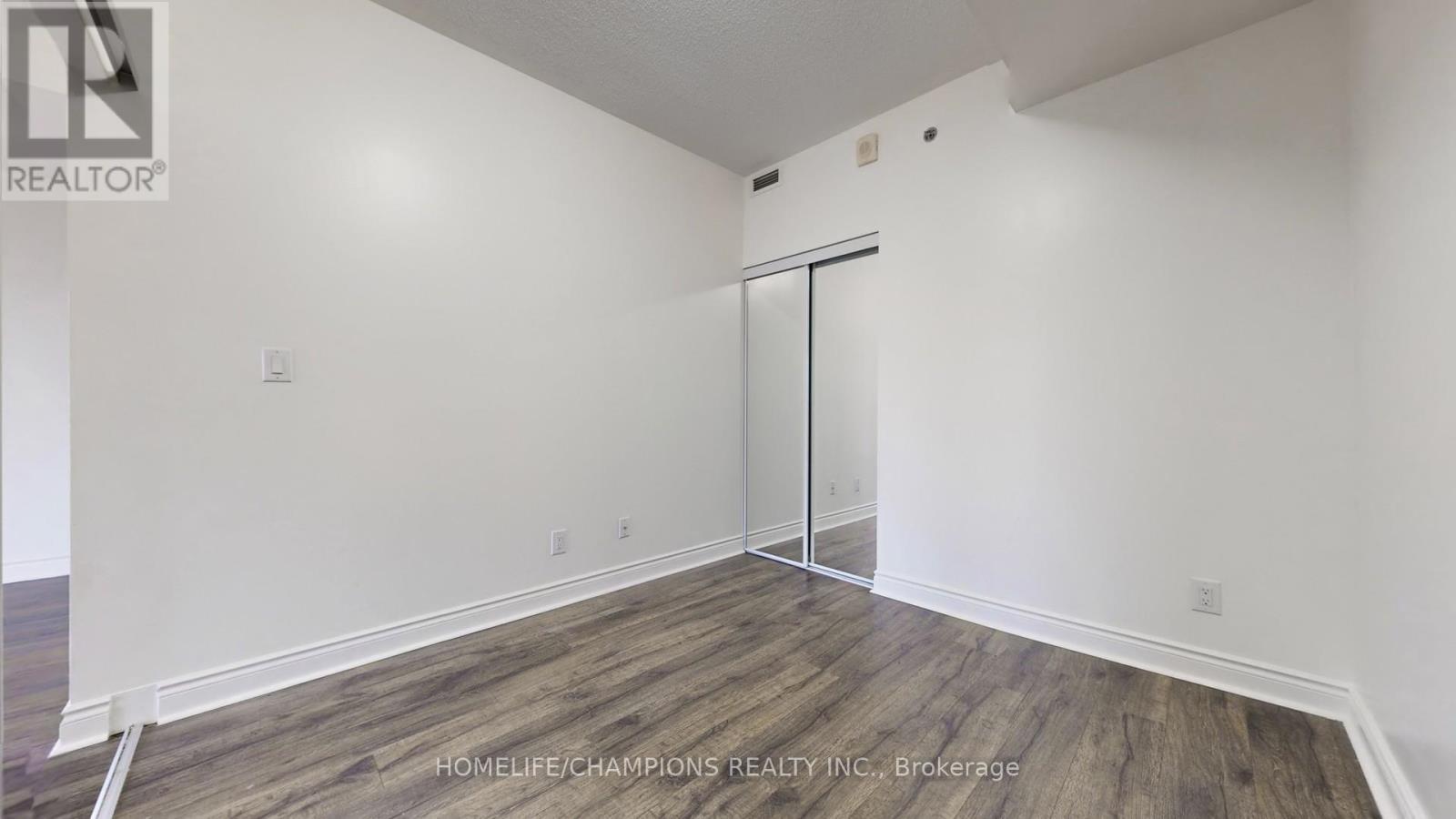 Ph17 - 28 Prince Regent Street, Markham, ON - Indoor Photo Showing Other Room