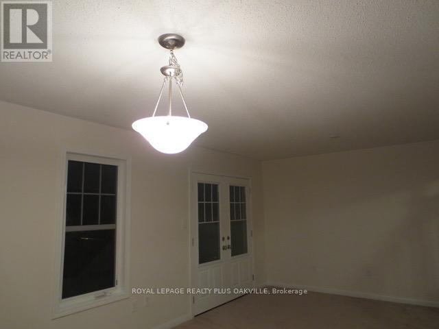 246 Mortimer Crescent, Milton, ON - Indoor Photo Showing Other Room