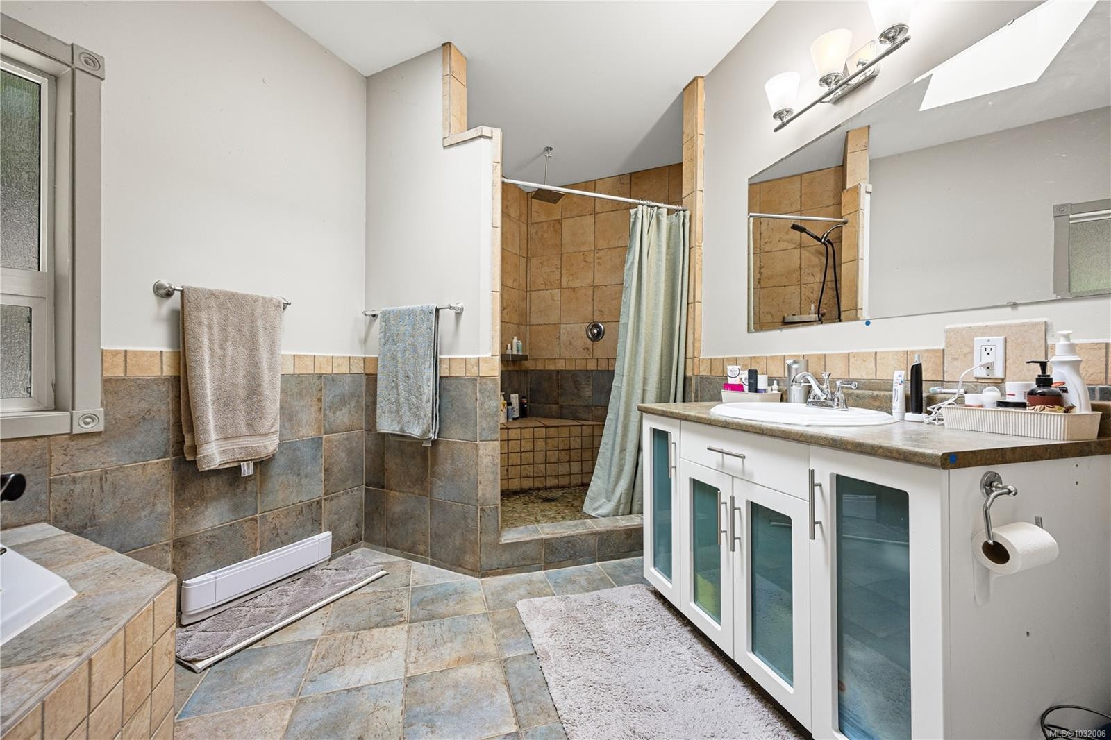 3482 Arrowsmith Rd, Nanaimo, BC