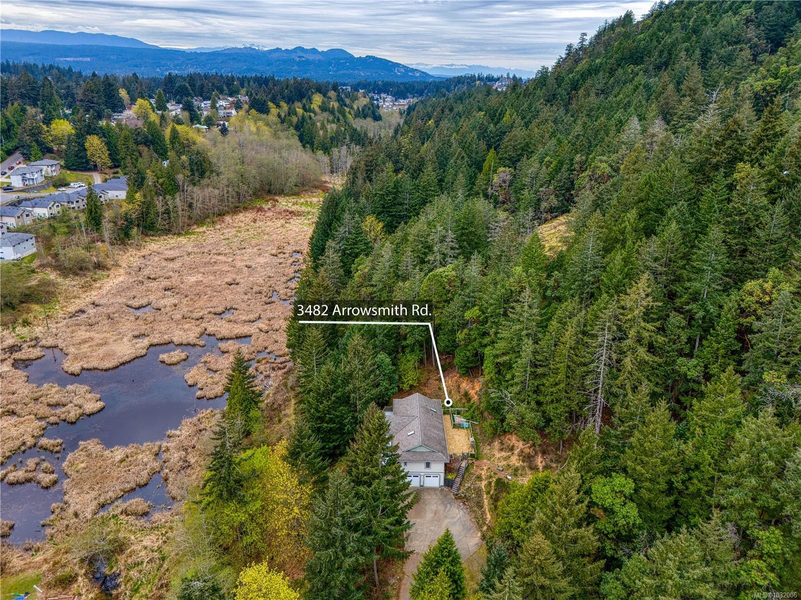 3482 Arrowsmith Rd, Nanaimo, BC