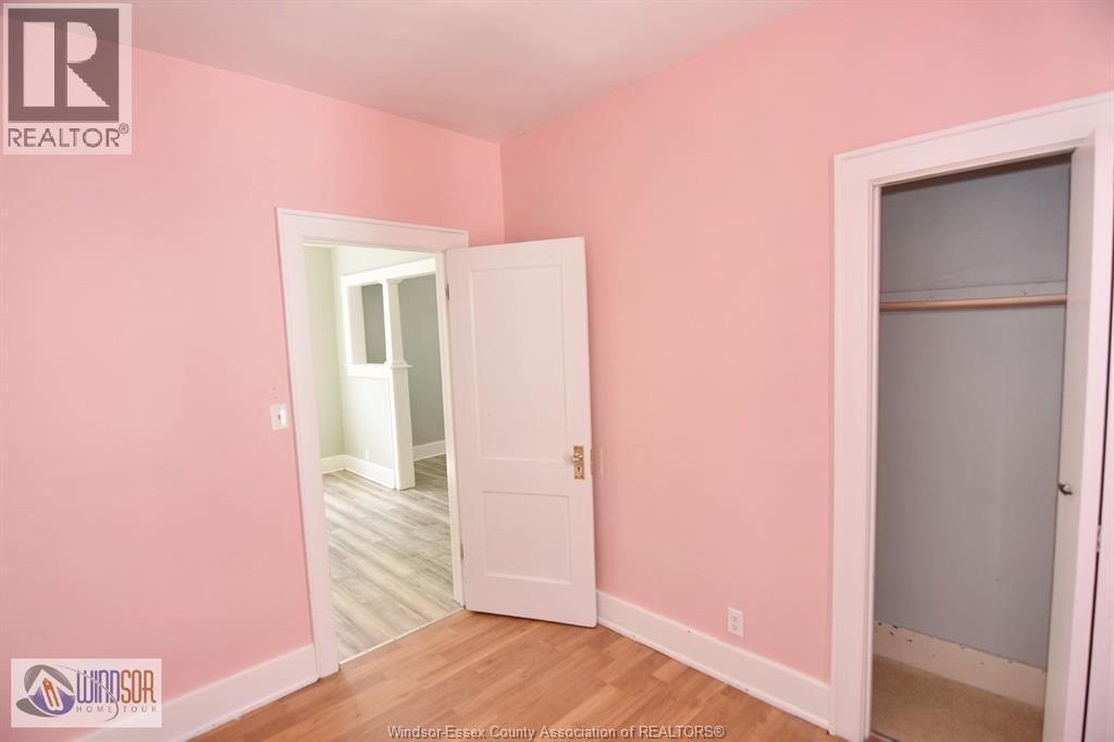 558 Elm, Windsor, ON - Indoor Photo Showing Other Room