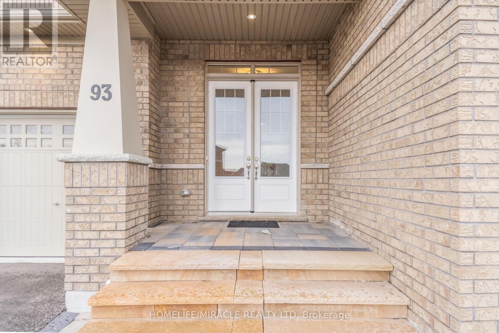 93 Trail Boulevard, Springwater, ON - Outdoor With Exterior