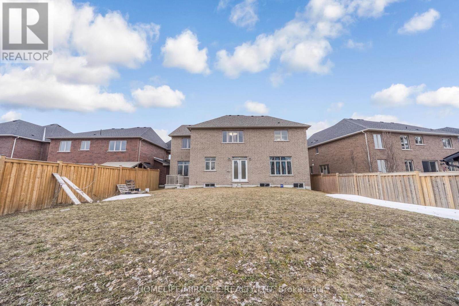 93 Trail Boulevard, Springwater, ON - Outdoor With Exterior