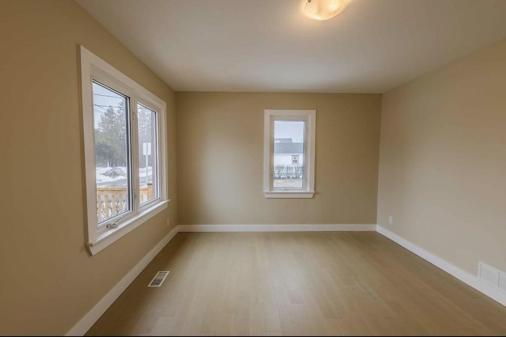 358 Dewe Ave, Thunder Bay, ON - Indoor Photo Showing Other Room