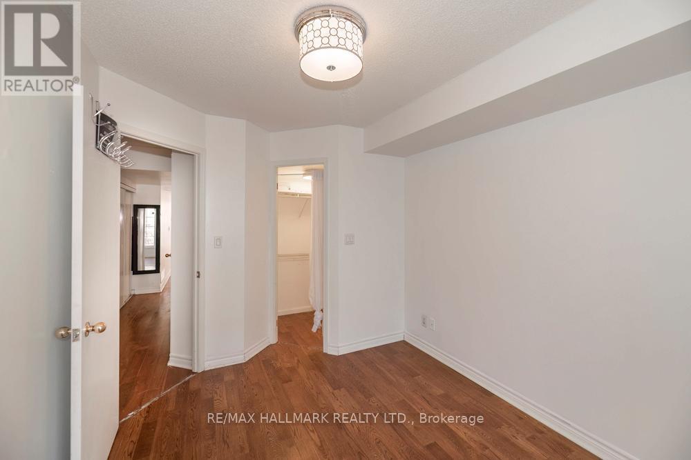 Primary Bedroom W Walk-In Closet&Juliette Balcony - 761 - 5 Everson Drive, Toronto, ON - Indoor Photo Showing Other Room